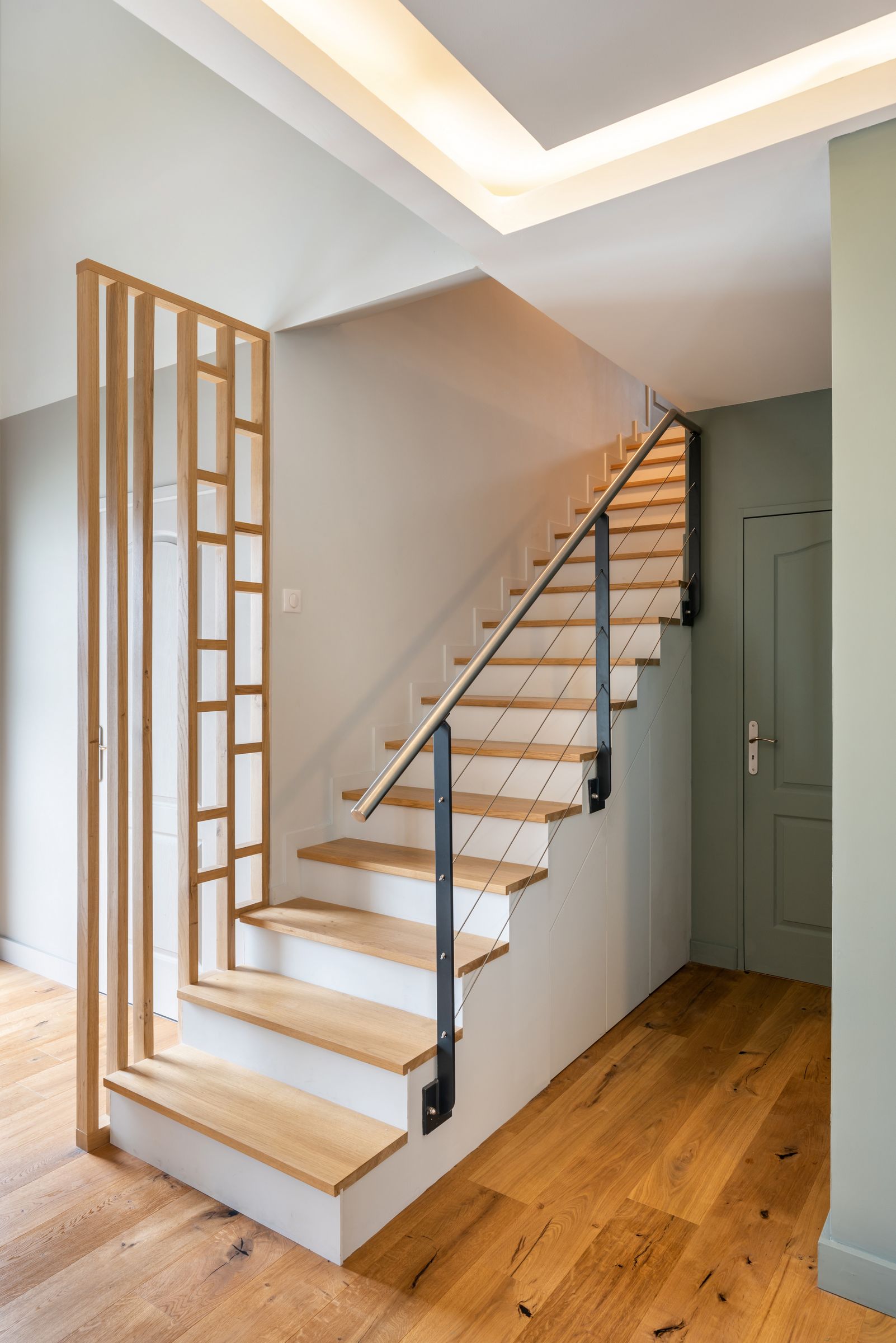 renovationo escalier et claustras sur mesure april moon architecte interieur lyon