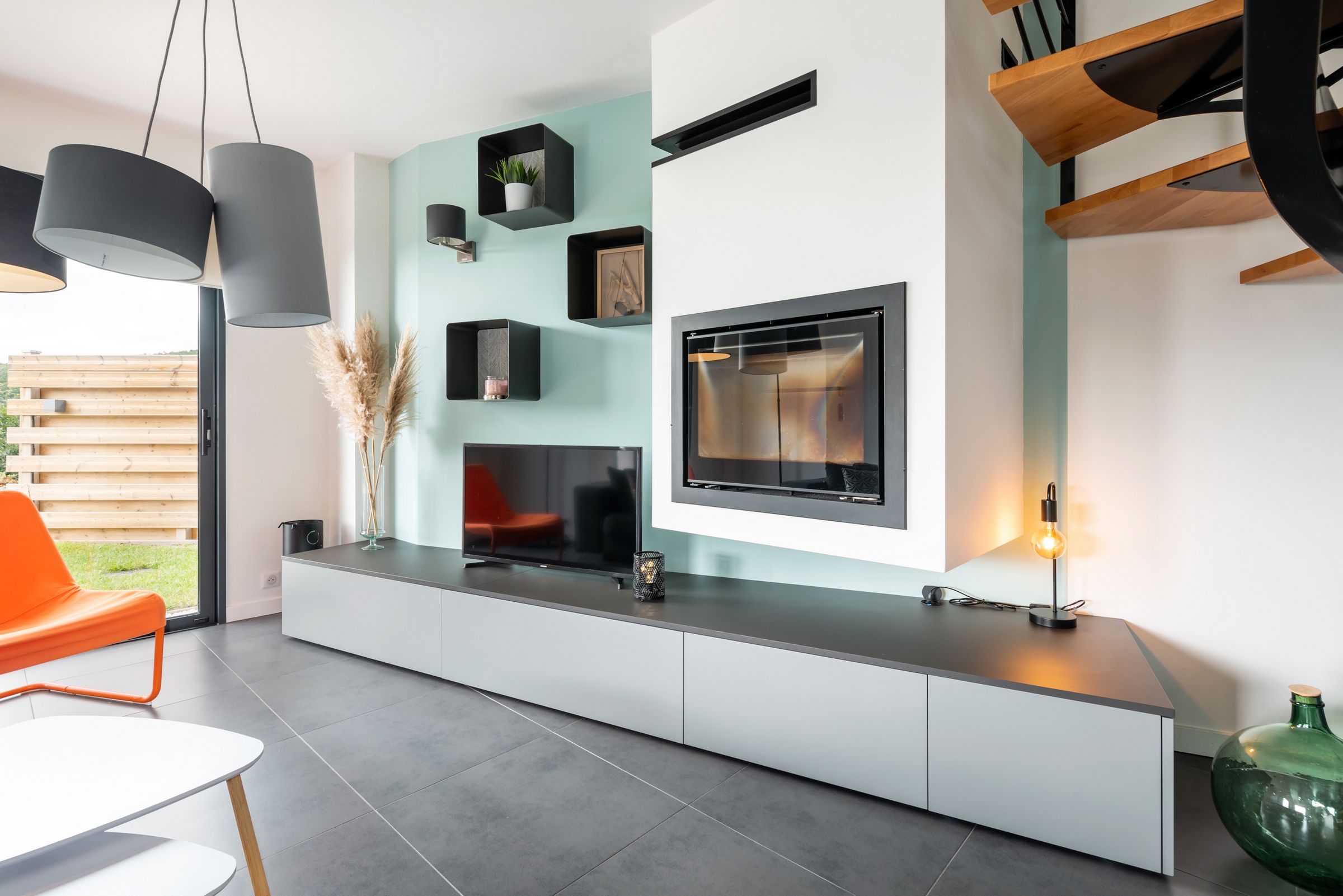 aprilmoonhome renovation mobiliersurmesure meubletv chemineedesign bureausurmesure decoration 3