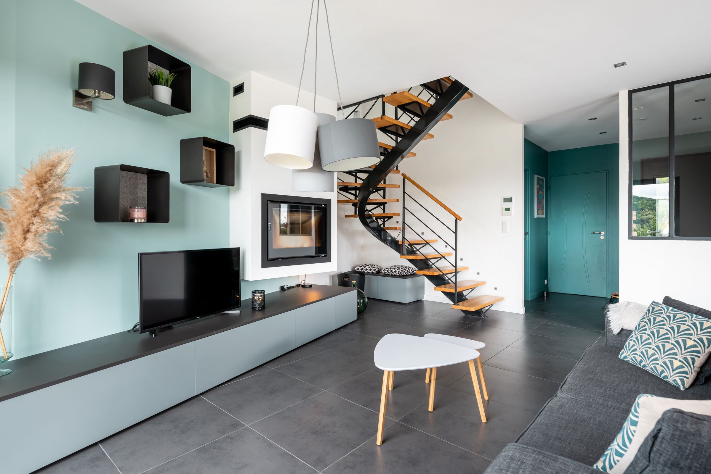 aprilmoonhome renovation mobiliersurmesure meubletv chemineedesign bureausurmesure decoration 5