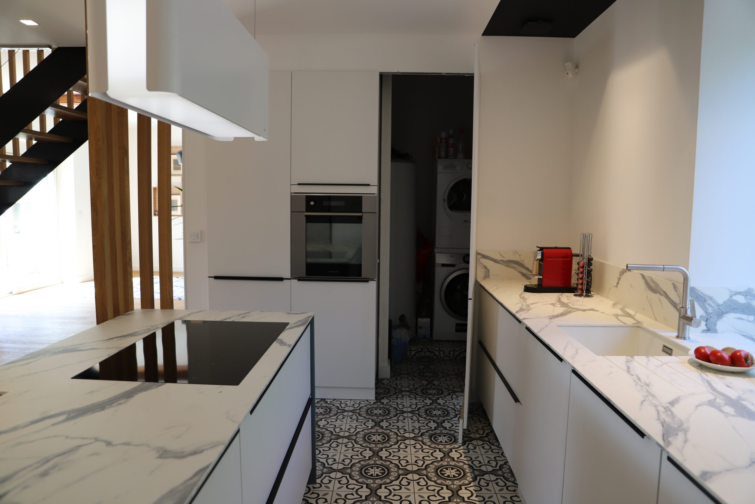 @aprilmoonhomeedition#architectedinterieur #amenagementdinterieur #cuisiniesurmesure #renovationcorpsdeferme#surmesure8