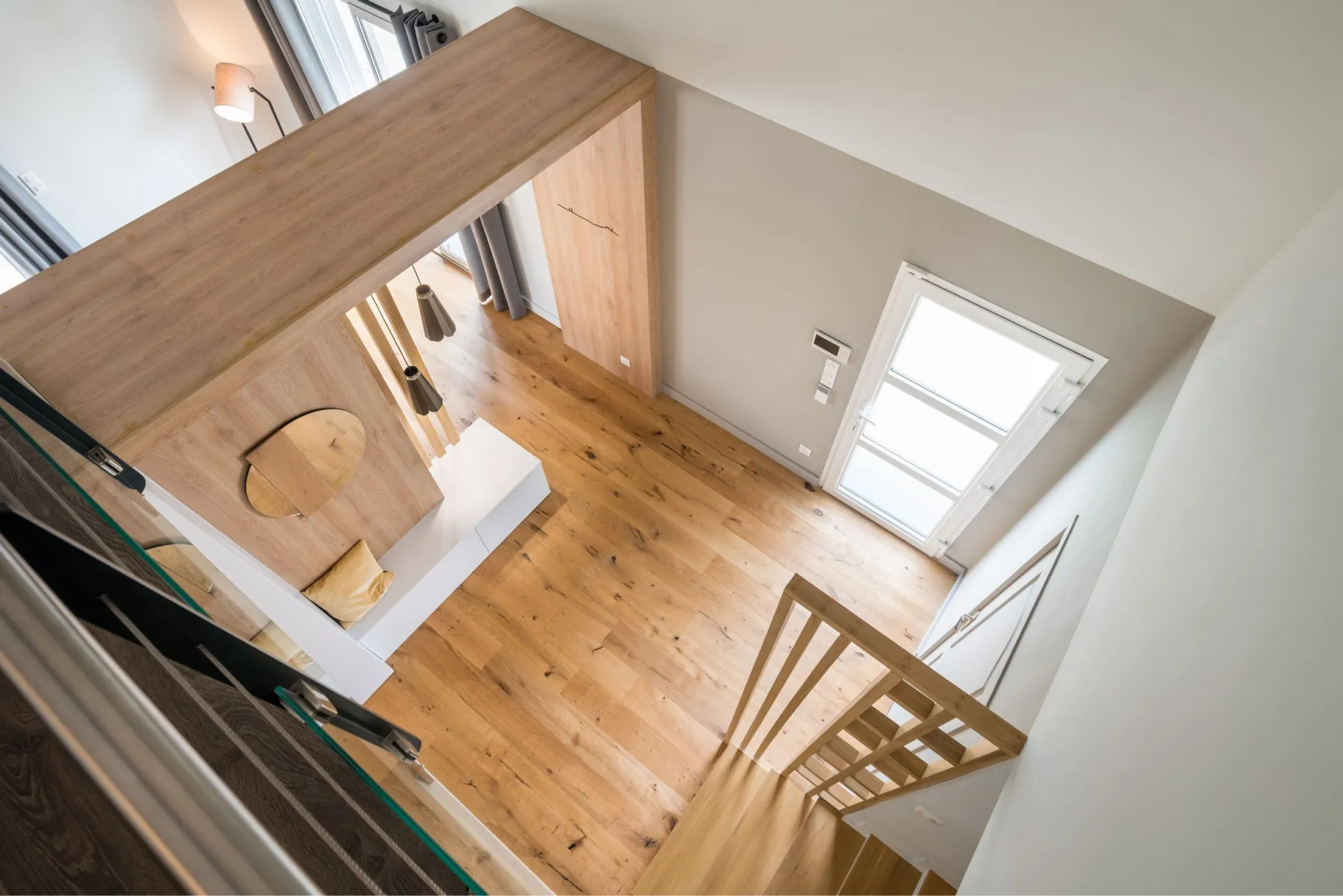 meuble-entree-maison-scandinave-sur-mesure-april-moon-architecte-interieur-lyon-